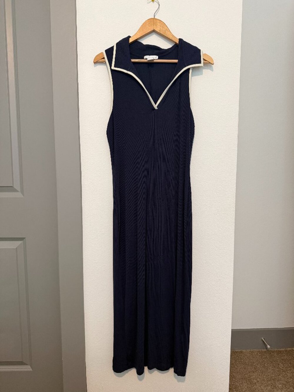 House of Harlow 1960 Navy Ribbed Maxi Dress White Trim Sleeveless Size Large